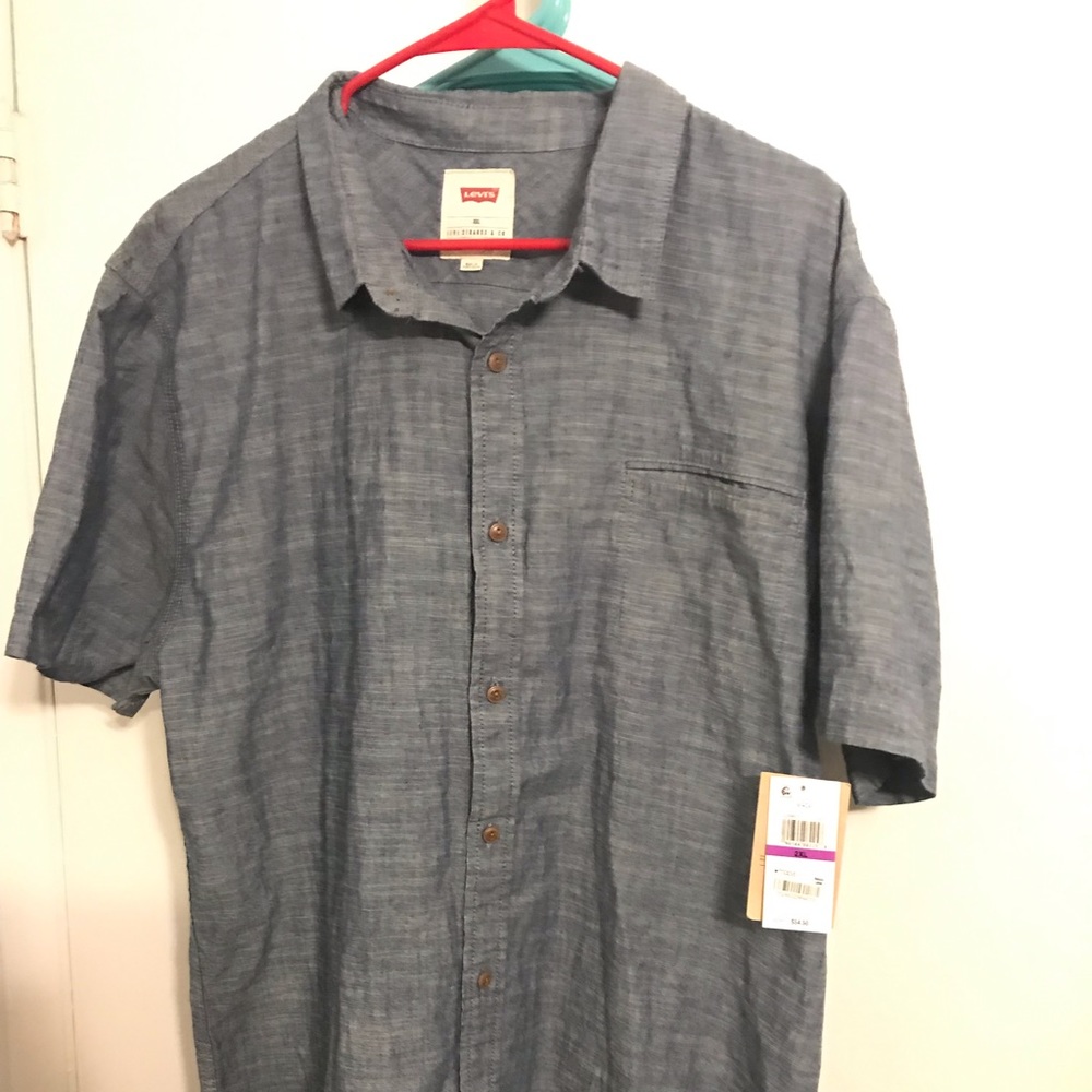 Levi’s button up shirt